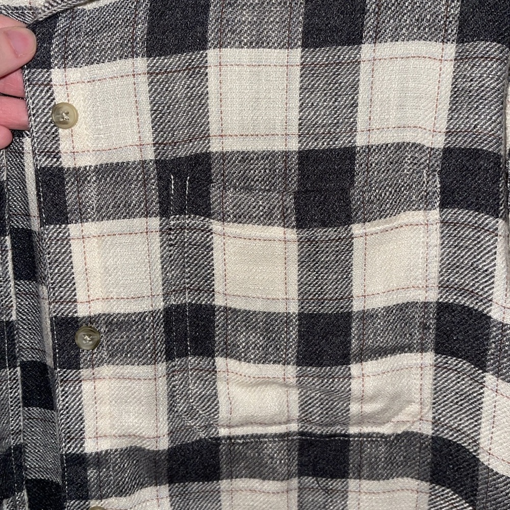 American Eagle Cropped Tan & Gray Flannel - Picture 3 of 5